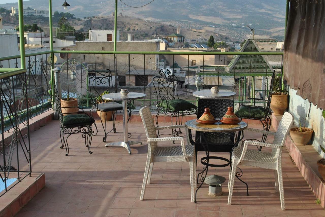 Dar Mounadim Fez Buitenkant foto